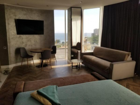 Luxury apartment near to the Arcadia entrance and beach